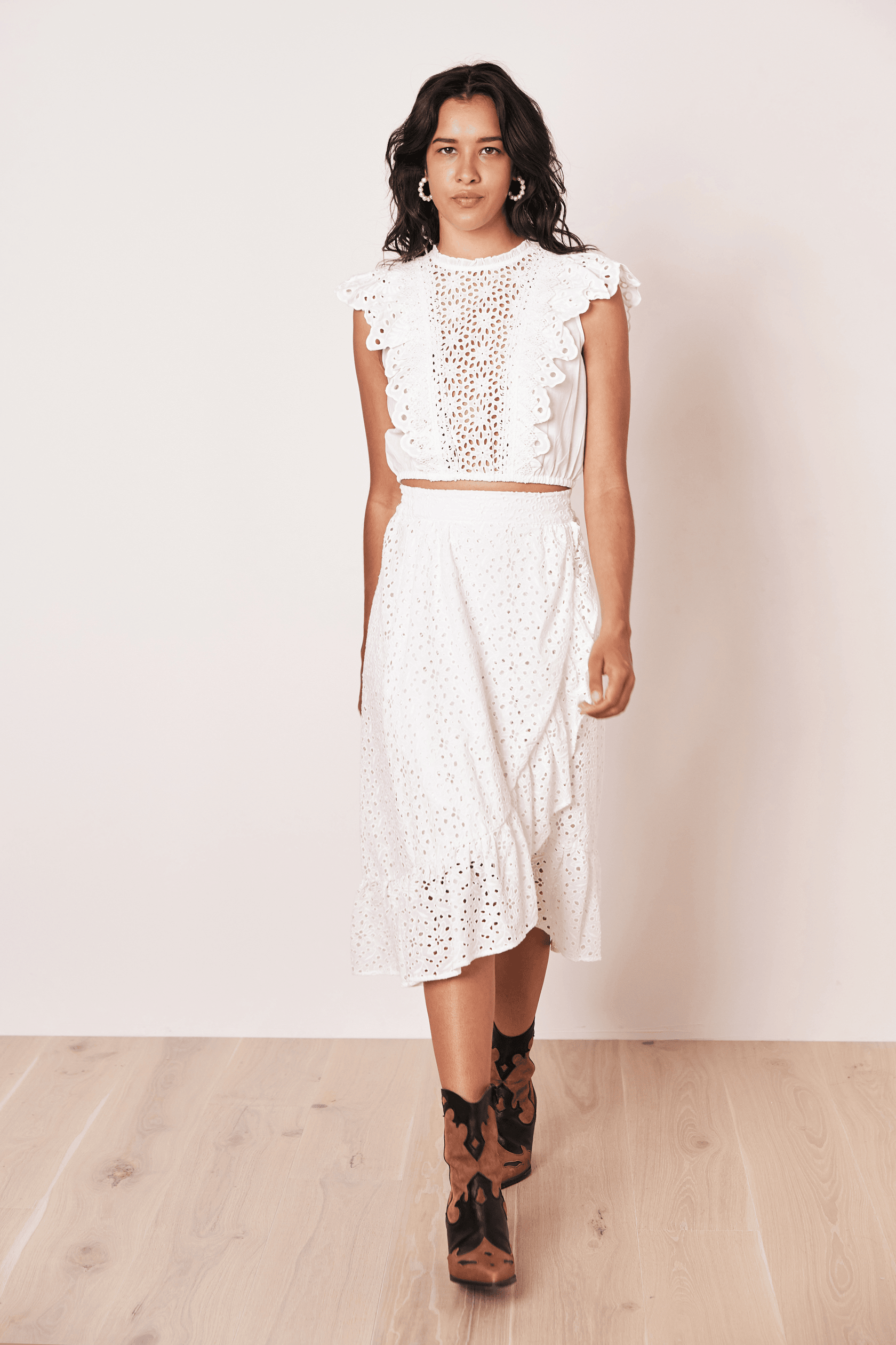 Louren drape cape blouse ブラウス　白 受注販売 】DRAPE CAPE BLOUSE / PUFF SLEEVE OVER BLOUSE