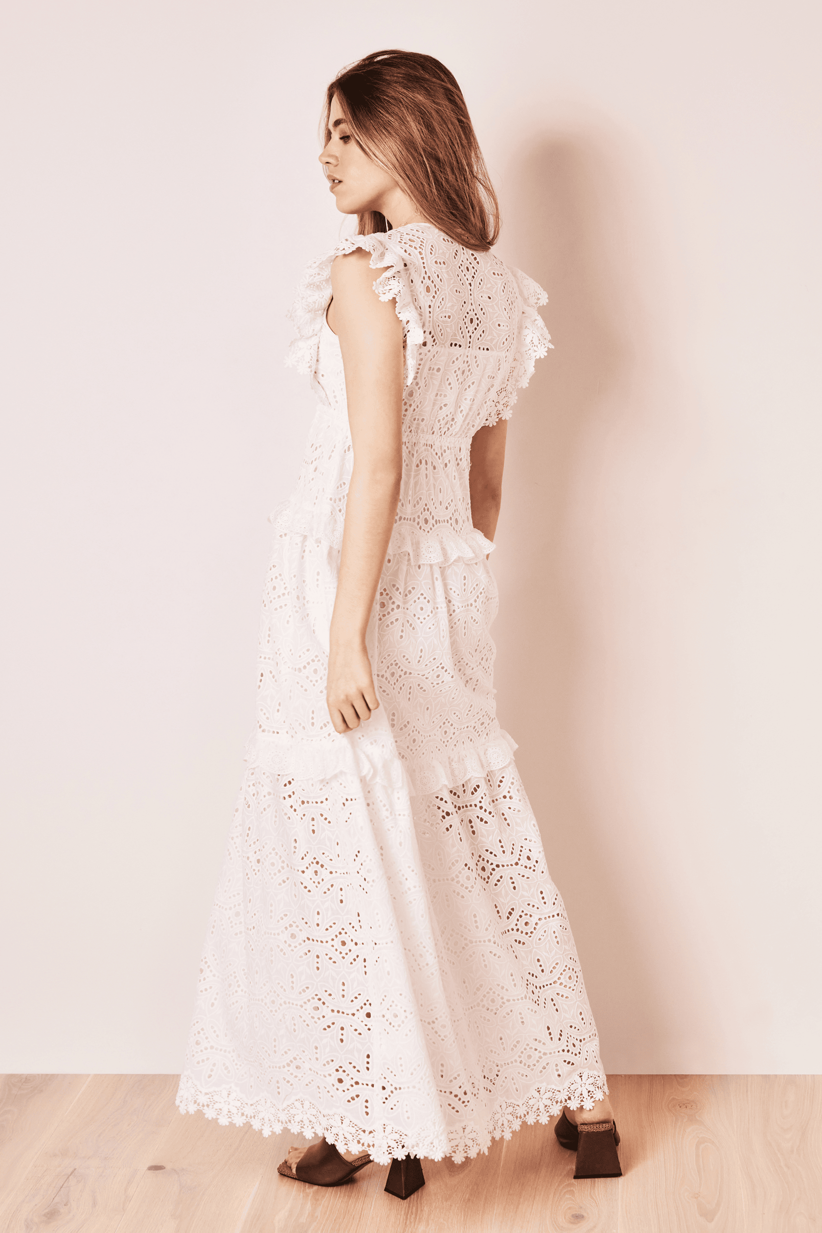 et.UNiVER エトユニベール Many way frill dress et.UNiVER（エトユニベール）の「Many way frill dress（ドレス