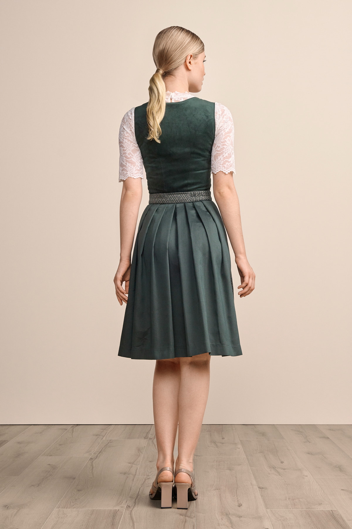 Dirndl Alisha (60cm) in Krüger Dirndl Online Shop