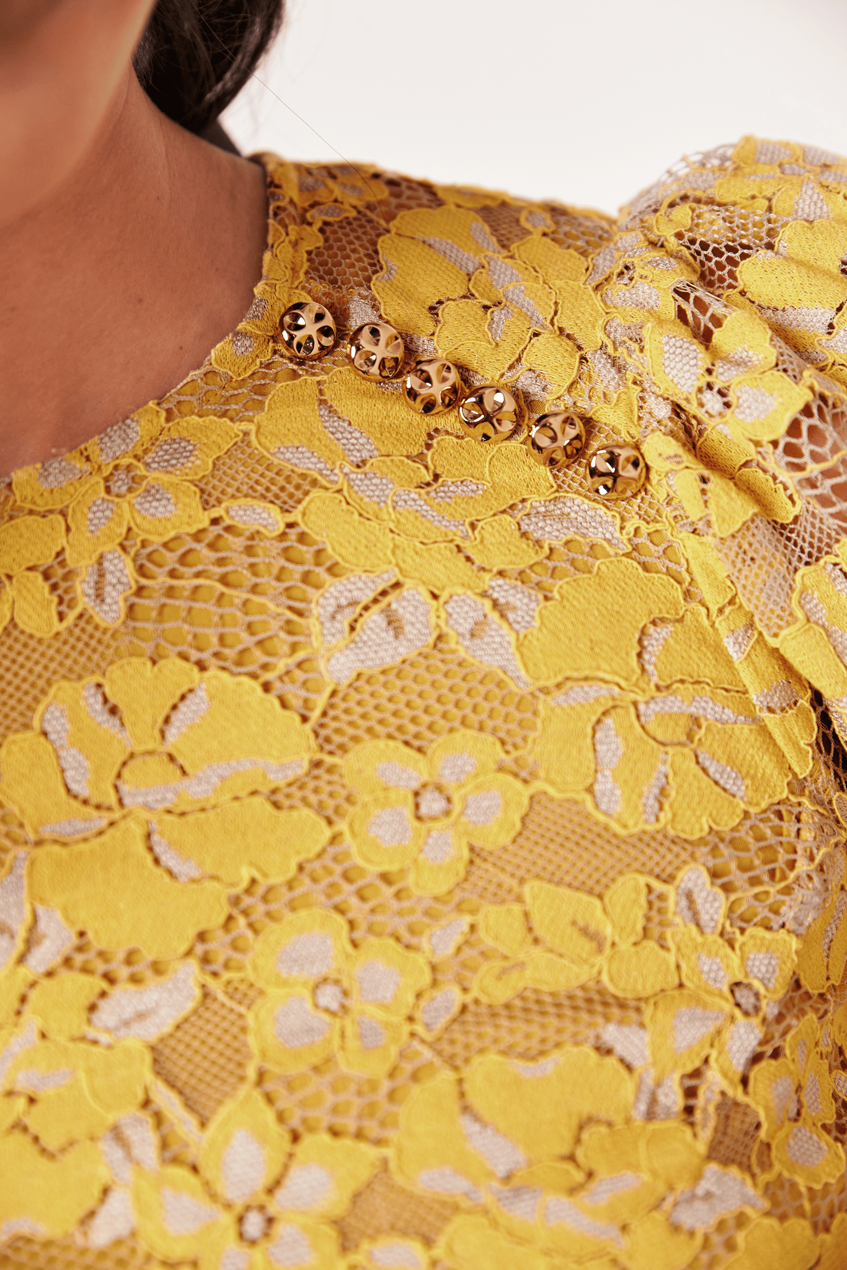 CLAIRE LUISE® Lace blouse in yellow