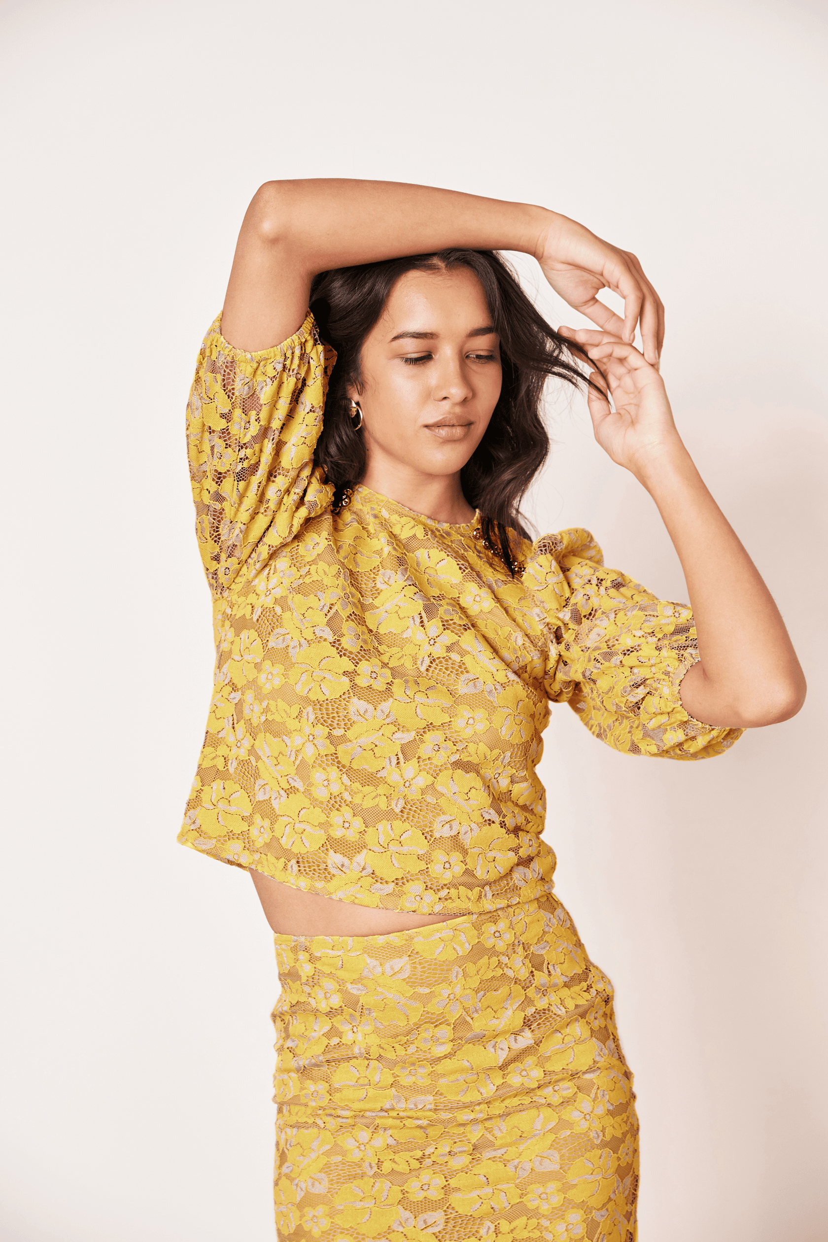 CLAIRE LUISE® Lace blouse in yellow