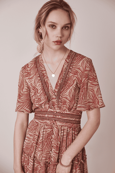 Maxikleid mit V-Ausschnitt