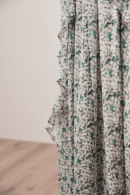 Trägerkleid mit Spitze