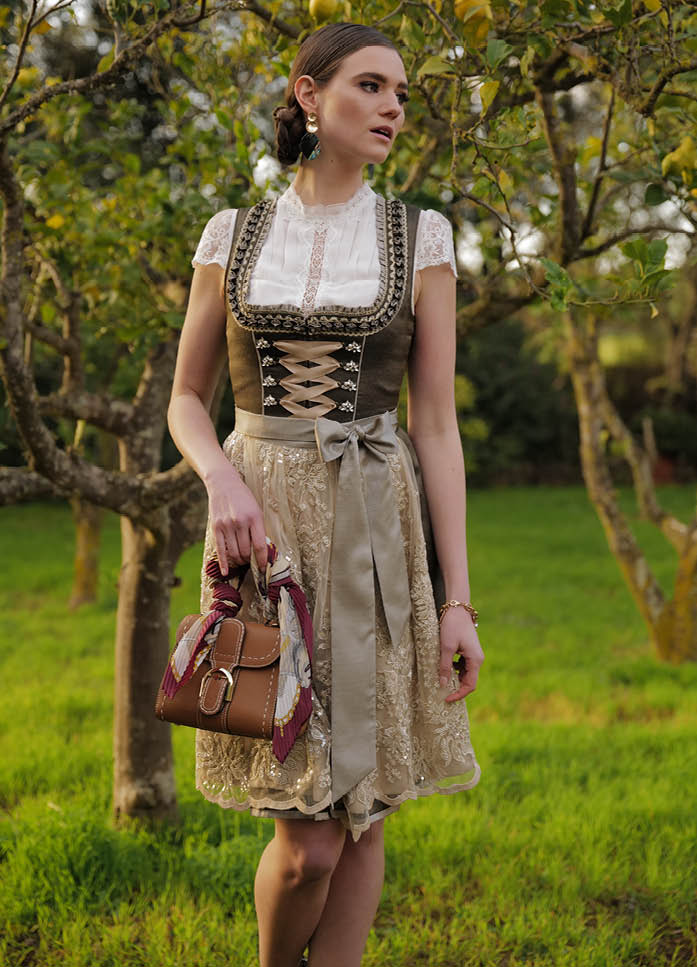 Mode Traditionele jurken Dirndls Krüger Collection Kr\u00fcger Collection Dirndl room-khaki elegant 